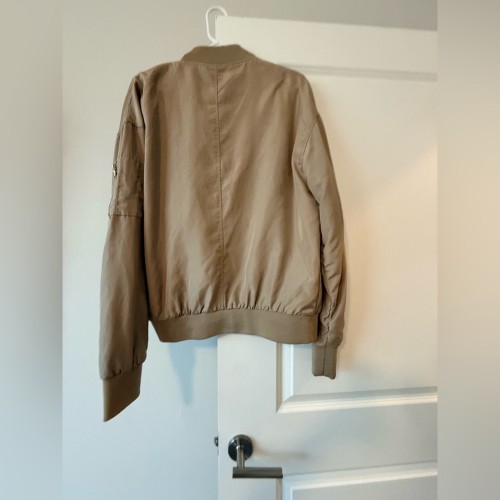 ✨ Kuwalla Tee Neutral Tan Beige Full Zip Bomber Jacket Utility Pocket Size L 🧥❤️ - Picture 12 of 16